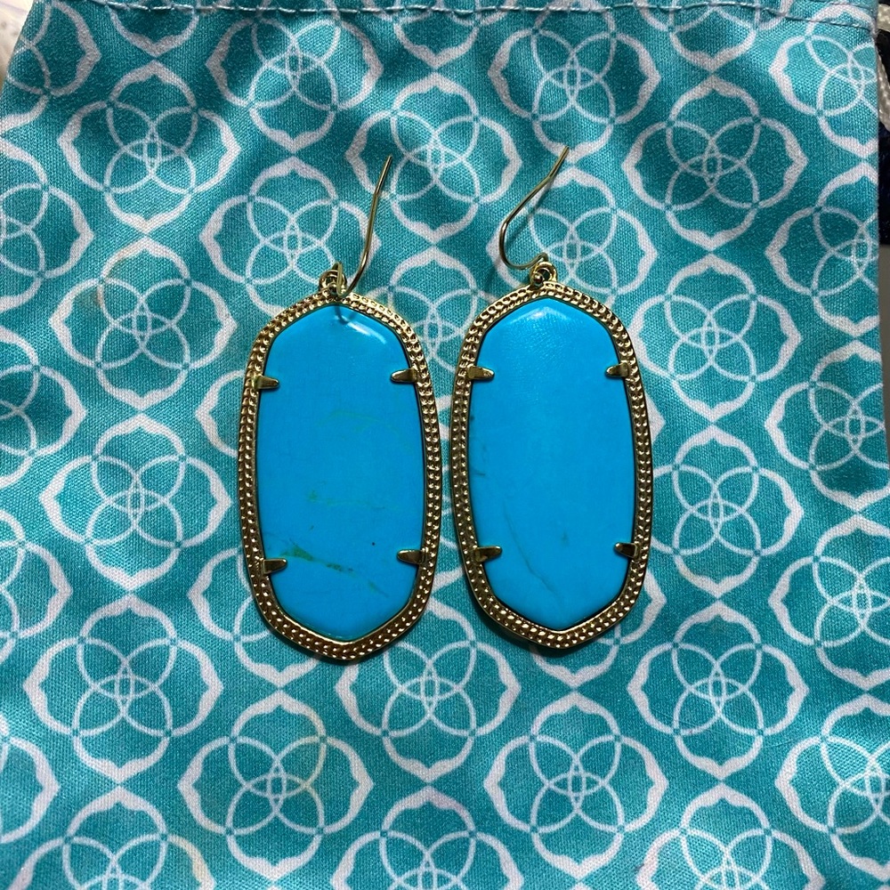 Kendra Scott Danielle Earrings in Turquoise Magnesite✨ Unworn